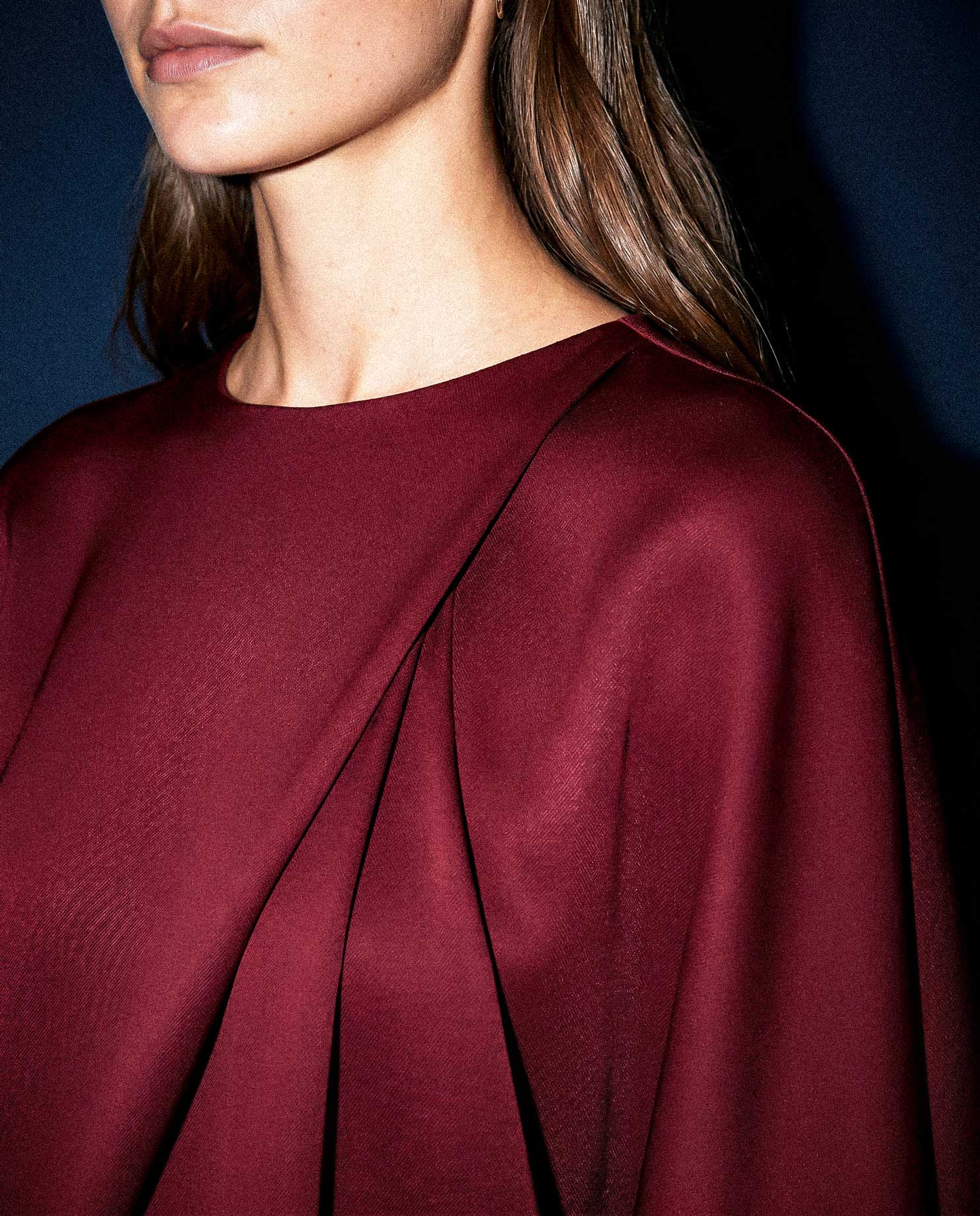 structured burgundy dress Kaden Short | Crepe Mini Dress Uniform: Dinner dress blue, Its the effortless answer COLOR:Electric Ice BLOMP